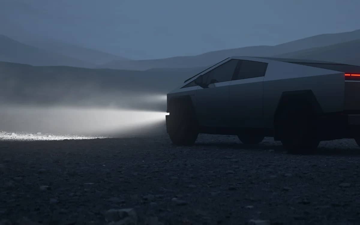 tesla-cybertruck-recall-64000-lights-too-bright