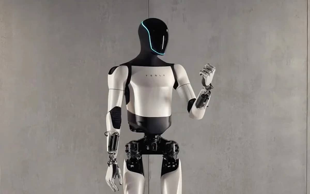 elon-musk-optimus-robot-walking-footage