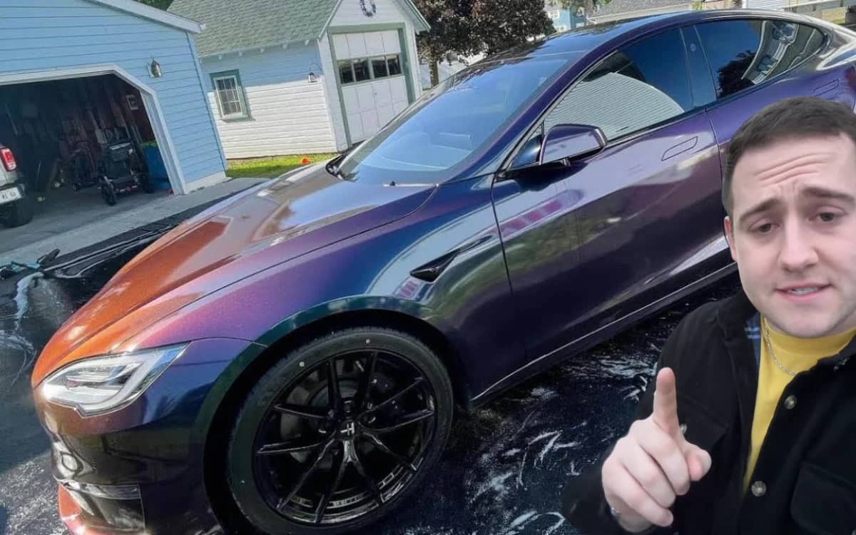 new-york-man-own-two-teslas-electricity-bill