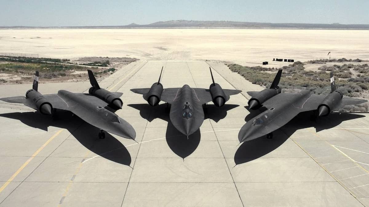 lockheed-sr-71-blackbird-pilot-myths-debunked