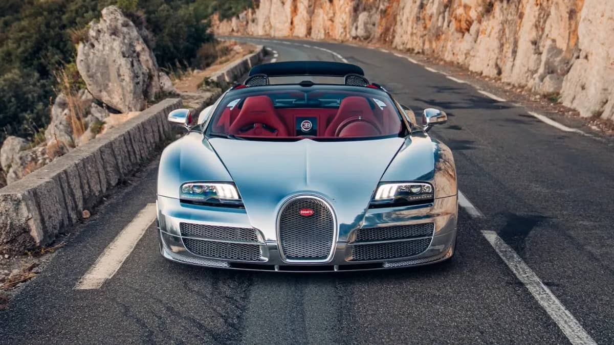 Bugatti restores a rare one-off Veyron by revisiting one of the most unusual design choices for the hypercar