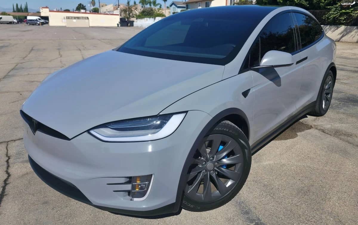 tesla-model-x-in-california-lost-50-percent-of-its-value