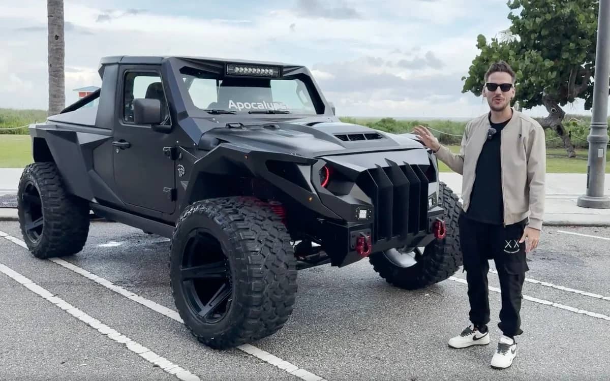 apocalypse-speedster-cheetah-custom-off-roader-with-supercharged-hellcat-v8