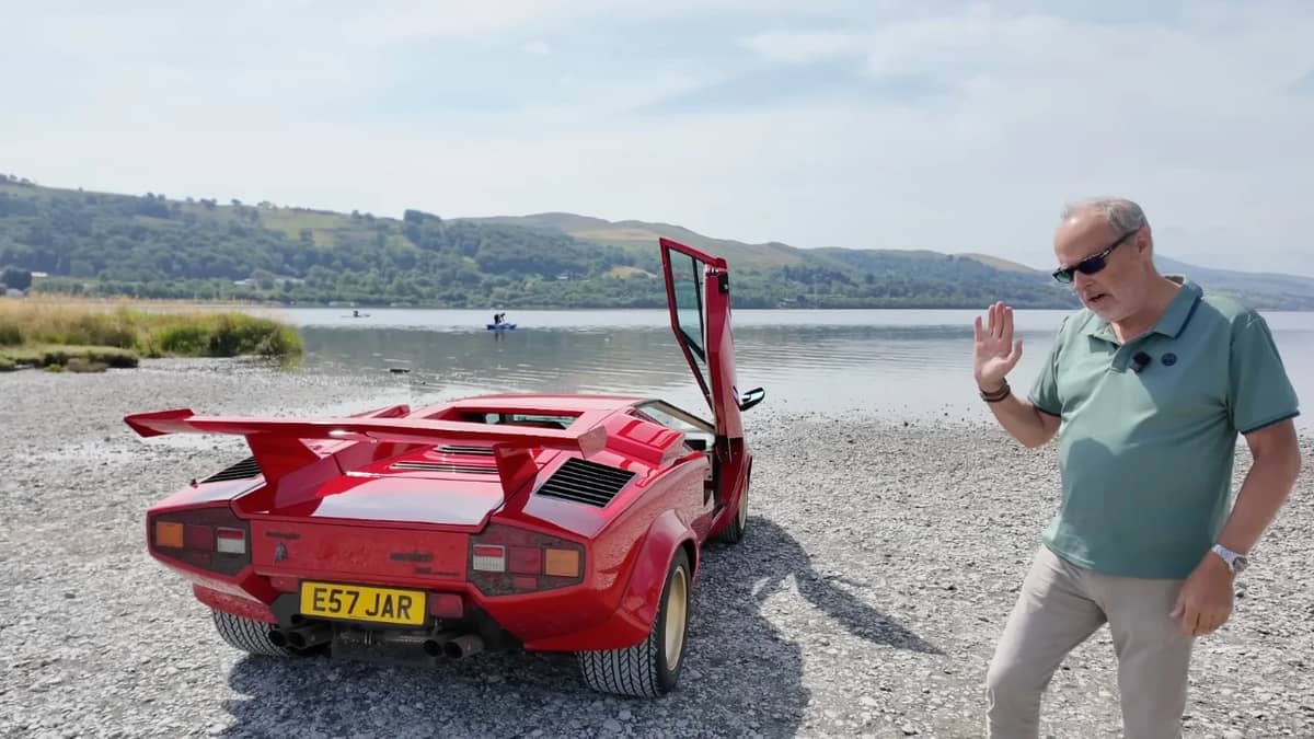harry-metcalfe-lamborghini-countach-qv-repairs