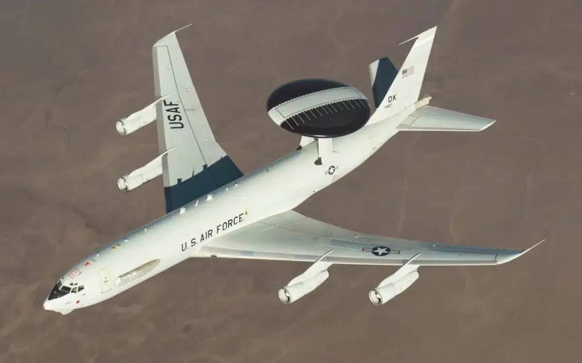 u-s-air-forces-plane-boeing-707-boeing-e3-sentry