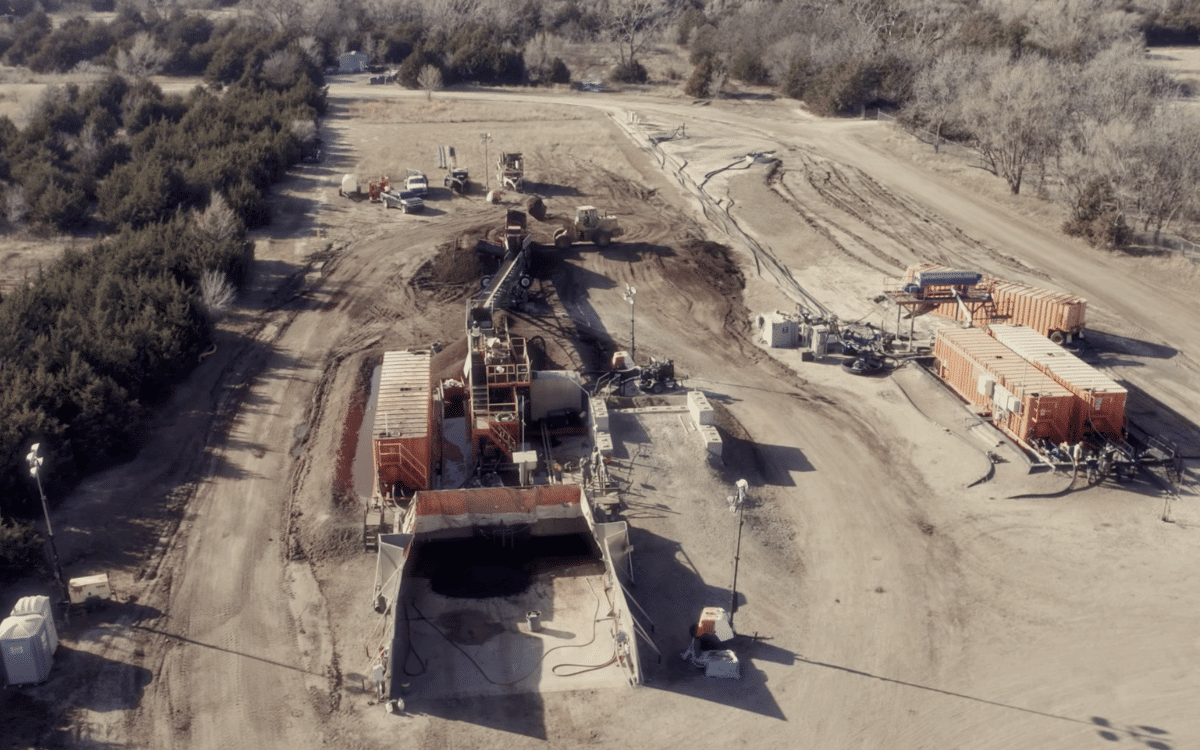 Microsoft pays more than $1,000,000,000 for poop to counter its AI pollution