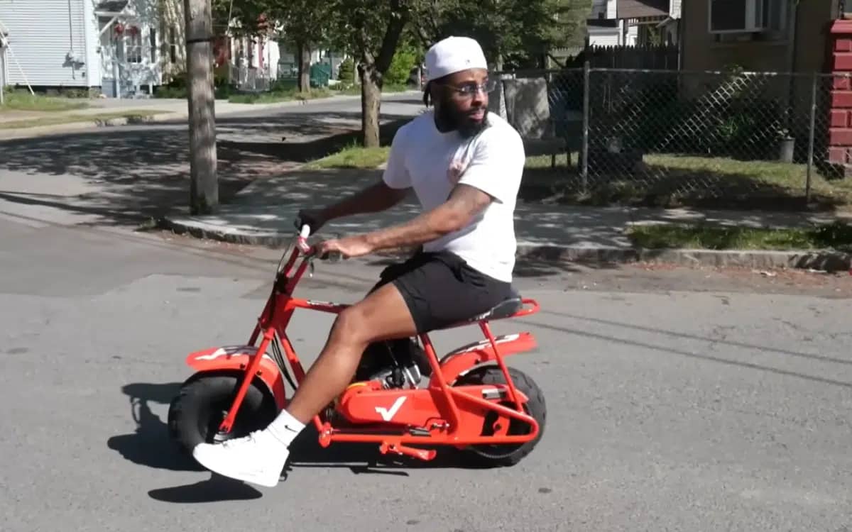 new-york-man-buys-temus-cheapest-adult-mini-bike-gmb100-top-speed