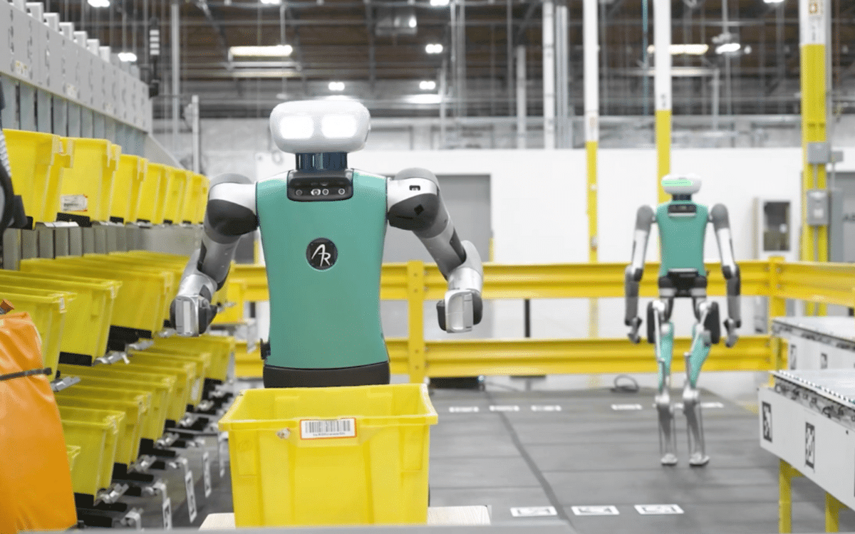 Amazon expands warehouse robot fleet by over 100% in three years