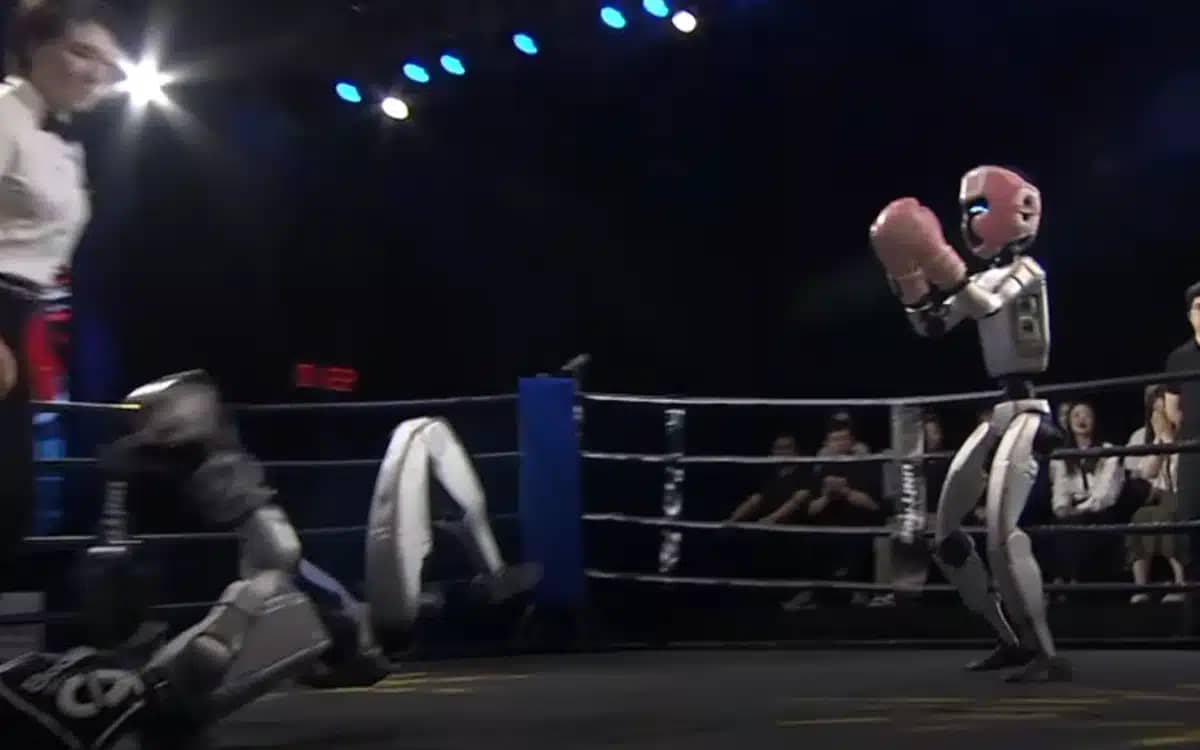 Humanoid robots battle it out in China’s robot fighting debut
