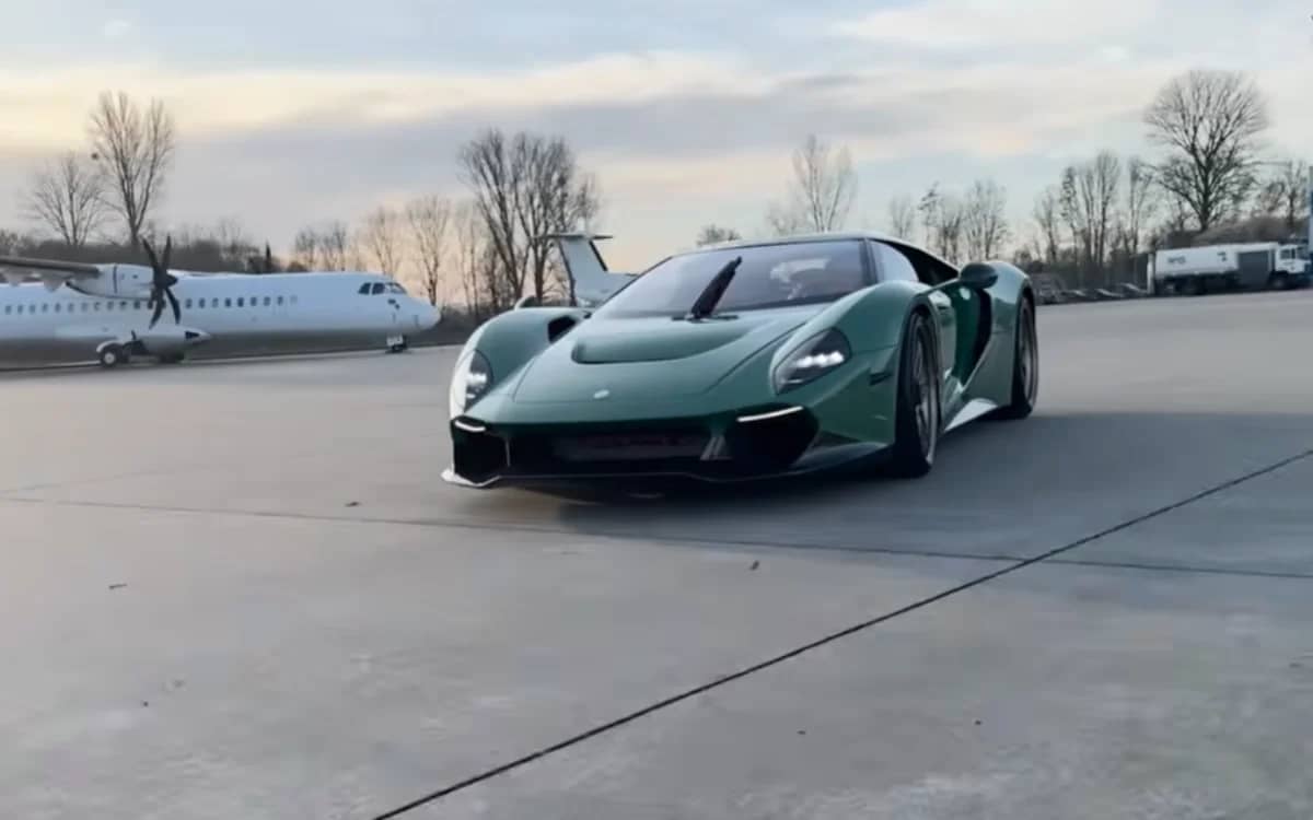 technology-hating-3500000-supercar