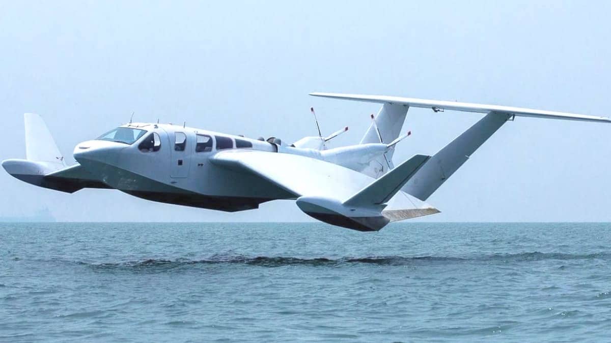 The incredible boat that can FLY above the water at nearly 200km/h 