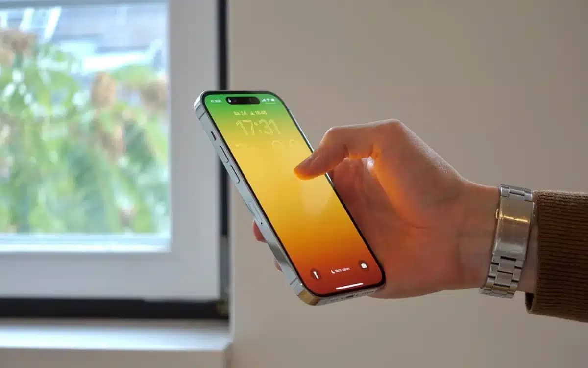 Apple reveals why you should never swipe apps closed on your iPhone