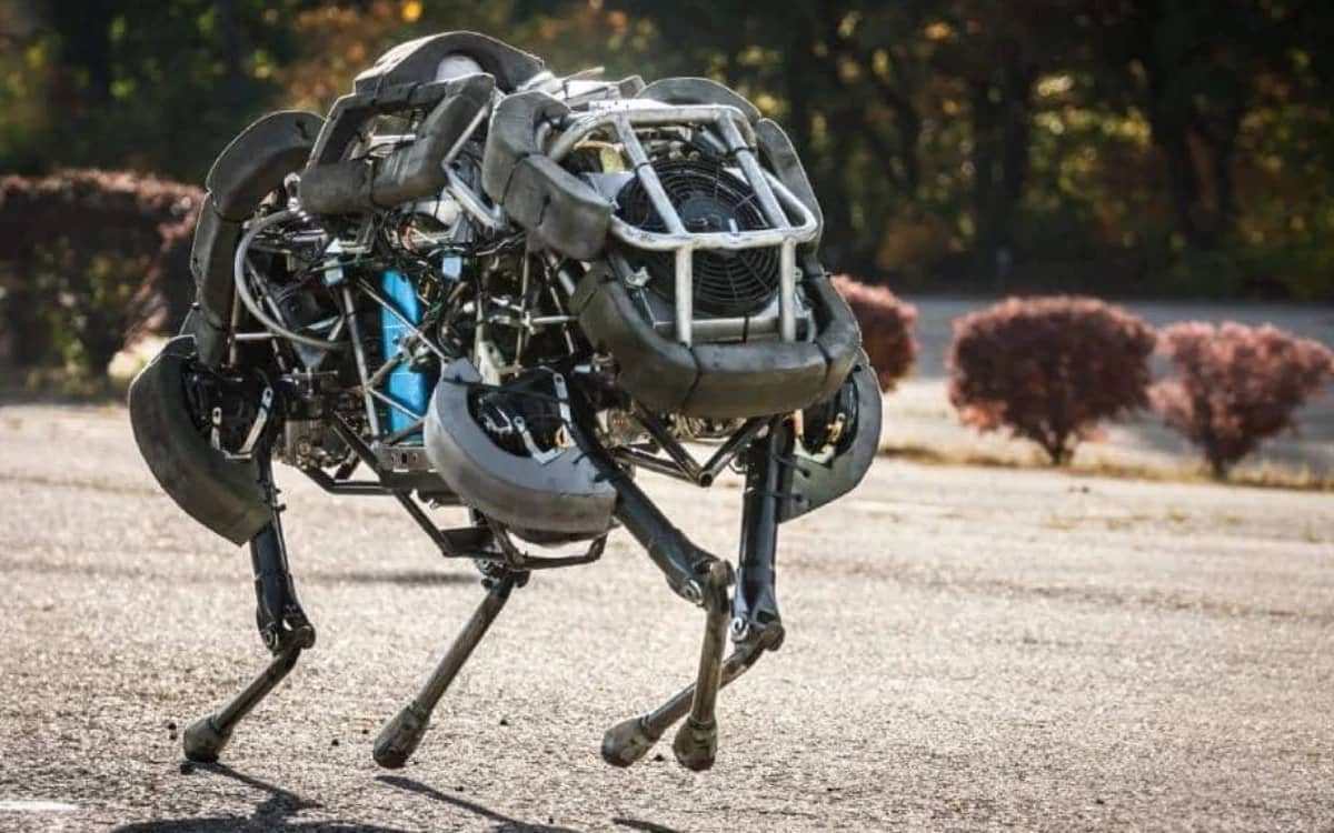 boston-dynamics-gas-powered-robot-ran-20mph-long-before-electric-bots