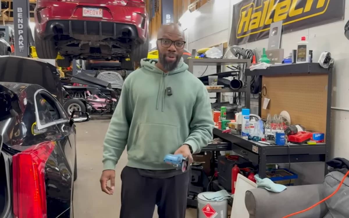 massachusetts-man-buys-cadillac-elr-very-cheap