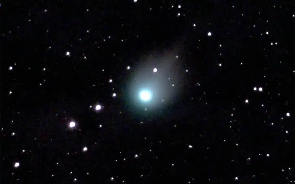 Man spots ‘once in a lifetime comet’ from the top of his garage roof
