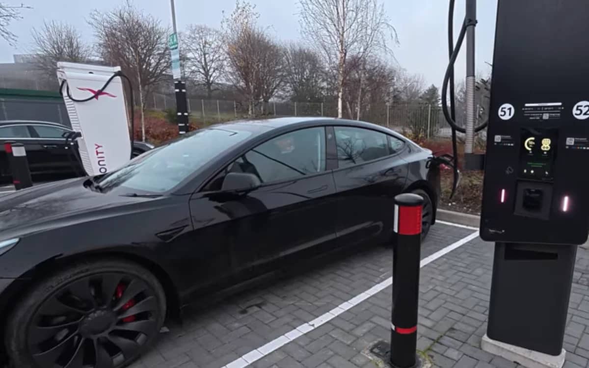 tesla-model-3-owner-compares-slow-and-fast-ev-charger-money-saving