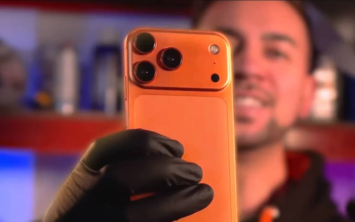 man-converts-iphone-xr-into-iphone-17-pro