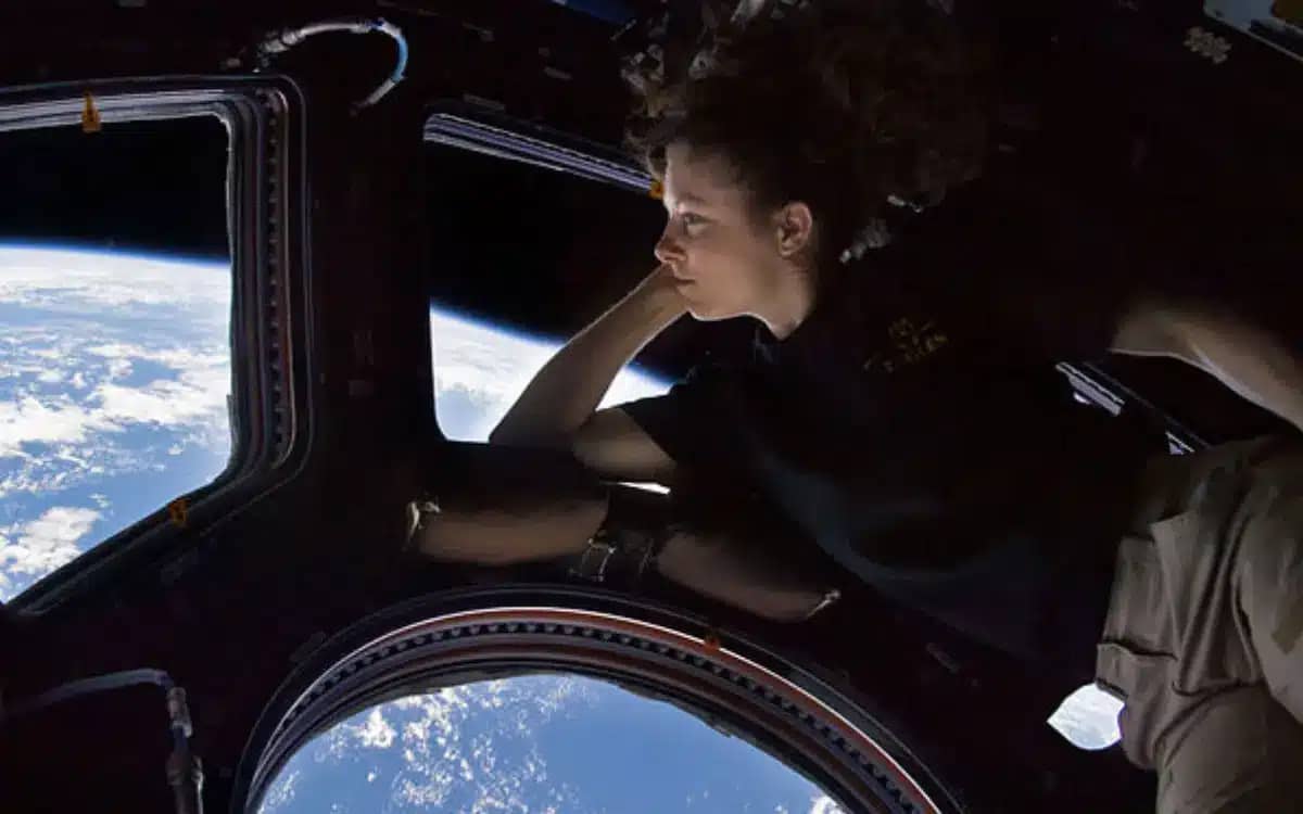 Why astronauts age slower while they’re in space