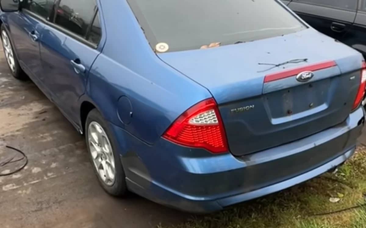 illinois-junkyard-worker-discovers-ford-fusion-rare