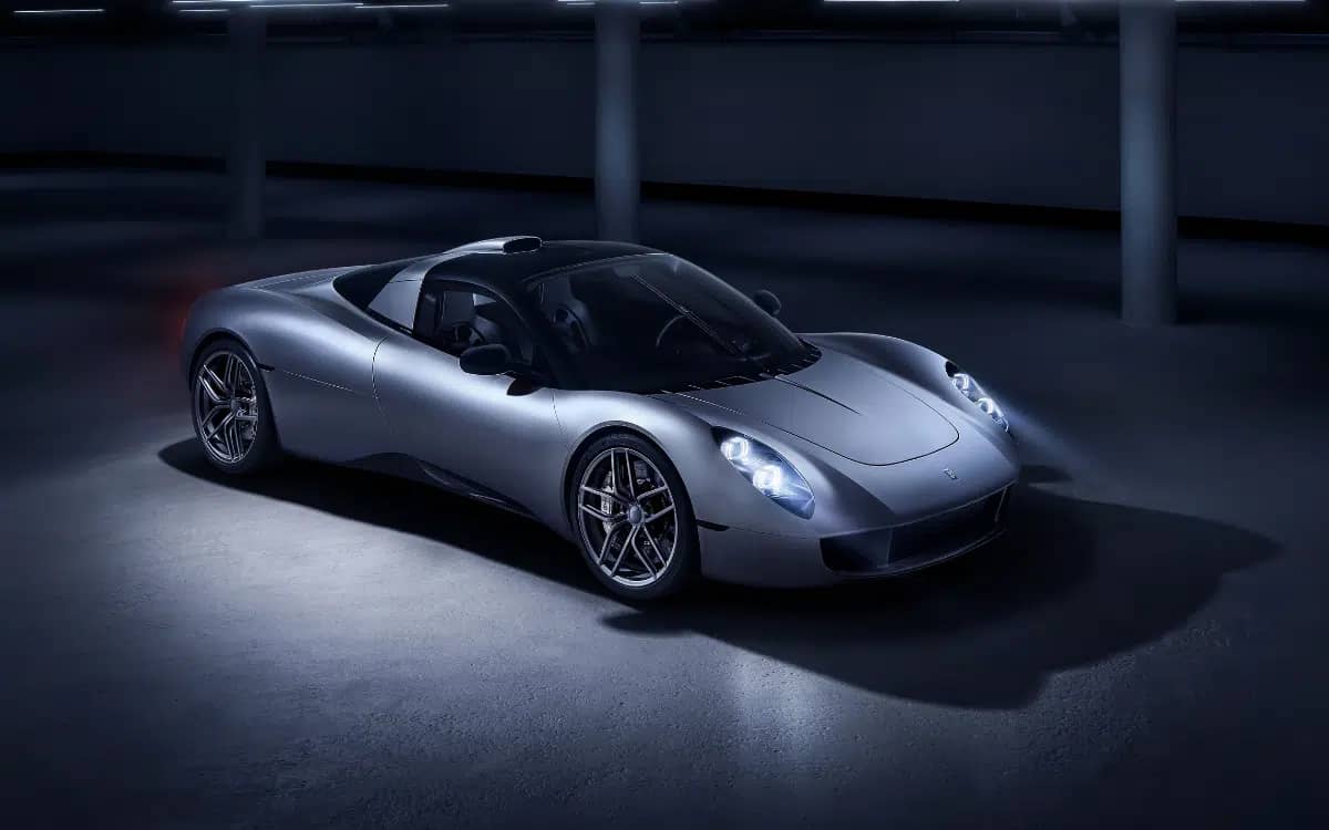 new-gordon-murray-gma-t33-supercar-goodwood-july