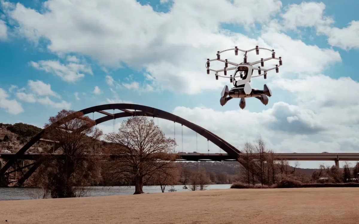Unbelievable $500,000 human drone is completely made out of carbon fiber