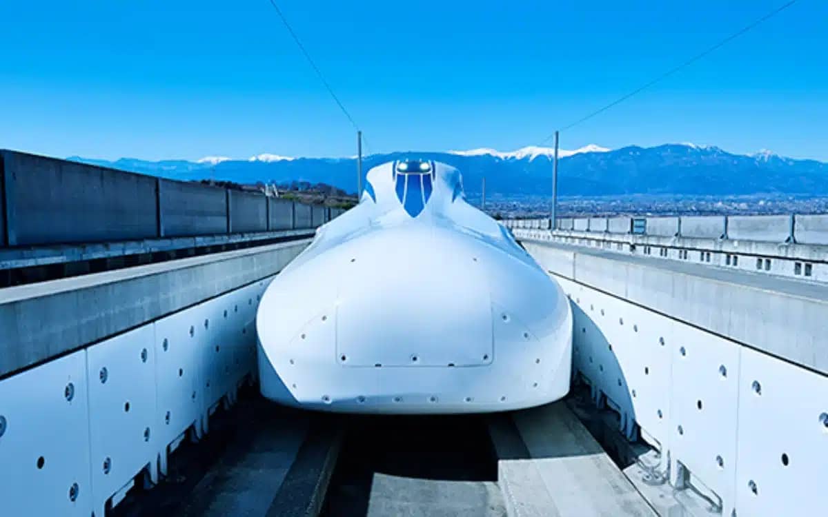 japans-new-train-310mph-spectators-speechless
