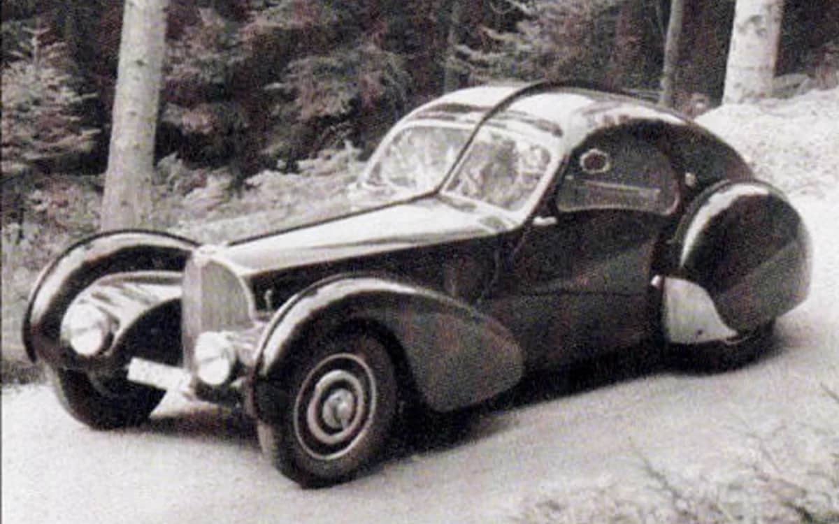 one-of-rarest-cars-on-earth-missing-bugatti-type-57-atlantic