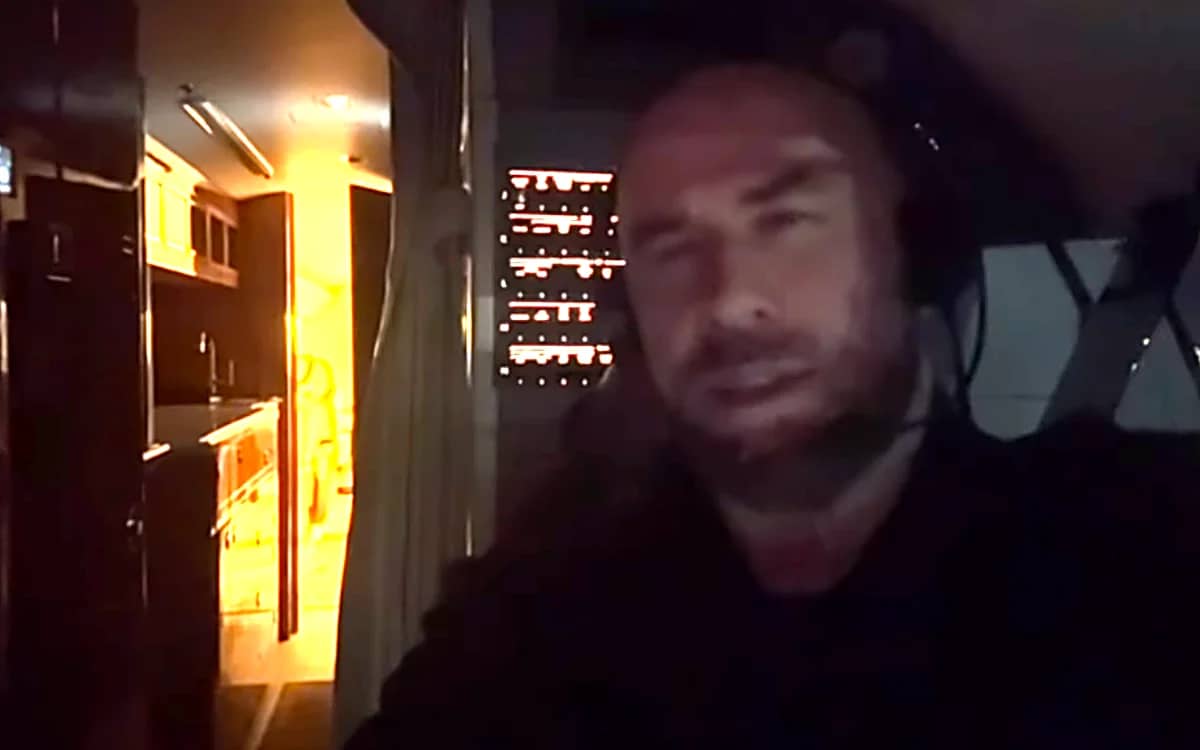 john-travolta-celebrates-birthday-with-bombardier-global-express-pilot-license