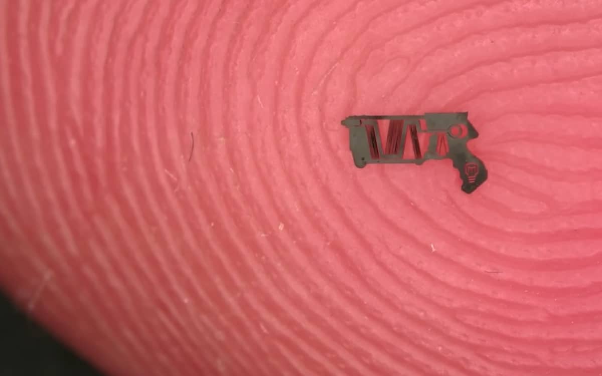 california-man-mark-rober-spends-a-year-creating-worlds-smallest-nerf-gun