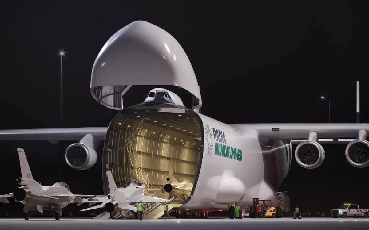 us-military-worlds-largest-plane-radia-windrunner
