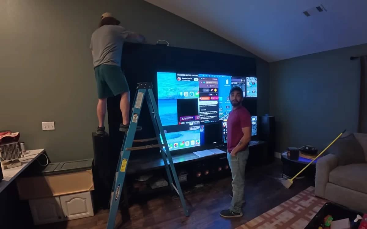 Man gets $220,000 Facebook Marketplace TV for 95% off but the lowball backfires when he tries to install it