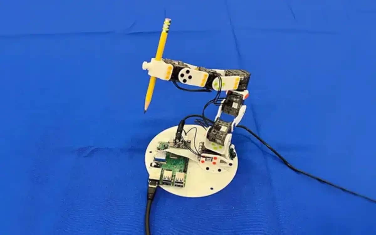 Robots at MIT are learning movement with vision instead of sensors