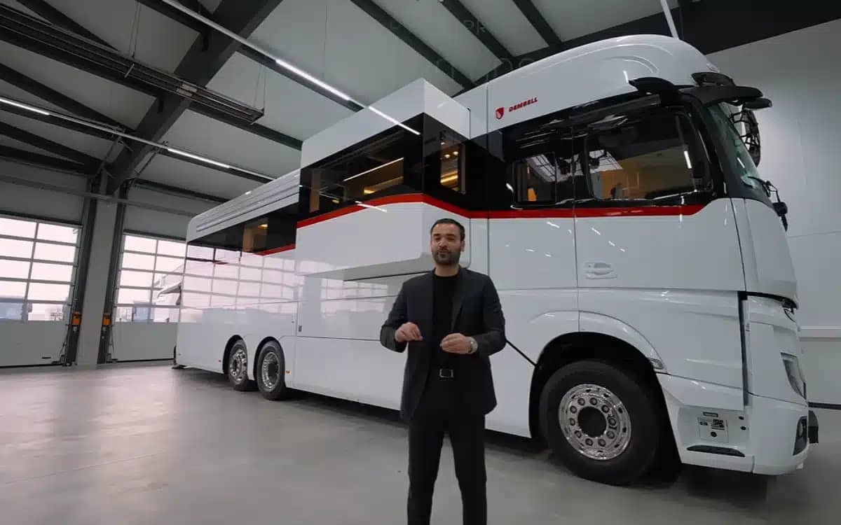 inside-1-25m-dembell-motorhome
