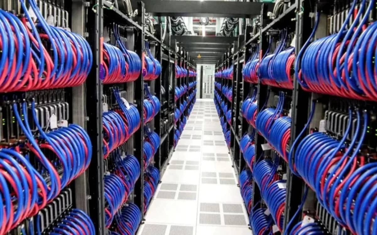 supercomputer-discovers-invisible-flaw-in-all-jet-engines