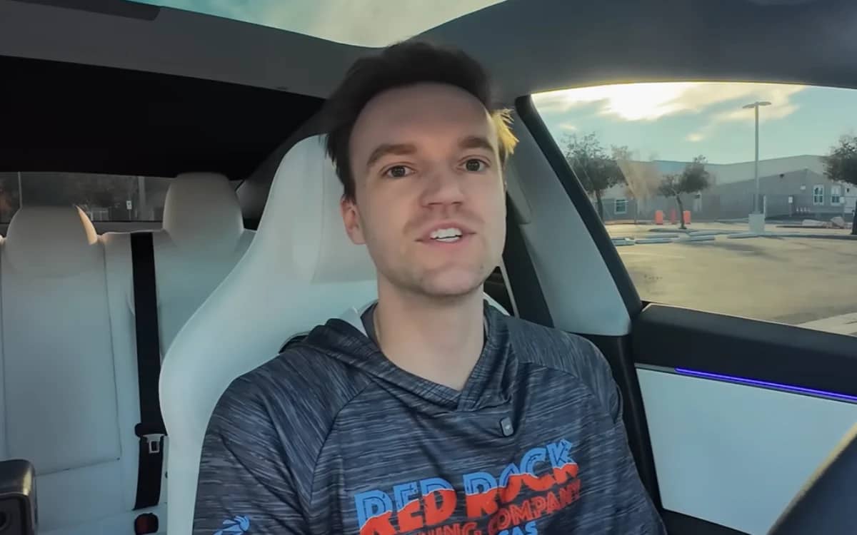 nevada-man-21-hidden-tesla-features