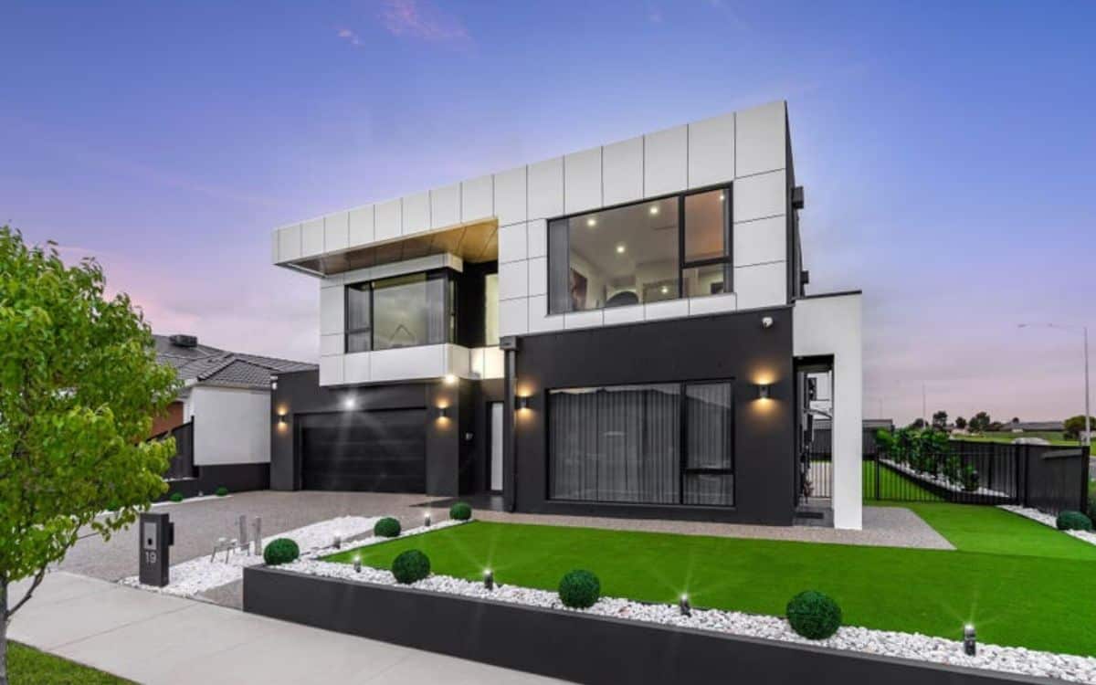 Woman buys her dream house after crypto giant accidentally sends her $10.5 million