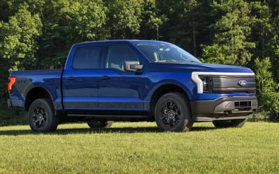 2026-ford-f-150-lightning-stx-fixes-predecessors-flaws-no-extra-cost