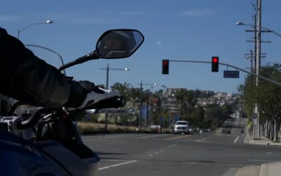 In states like Illinois and Utah motorcycles can legally run red lights under Dead Red laws