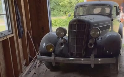 90-year-old ‘oldest car’ 1935 Chrysler found in a bedroom had something unexpected under the trunk