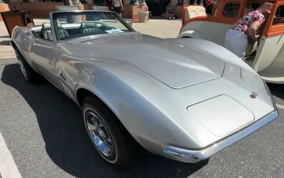 This 1969 Corvette in Florida has done so many miles the odometer has spun over three times