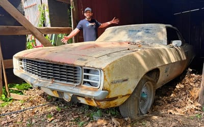 american-man-finds-super-rare-1969-chevy-camaro-rotting-in-a-barn