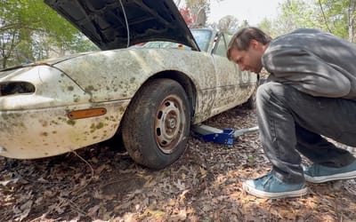 Man tries to bring forgotten 1990 Mazda Miata back to life after it sat completely neglected and abandoned for nearly 20 years