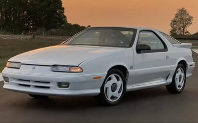 1992-dodge-daytona-iroc-r-t-muscle-car