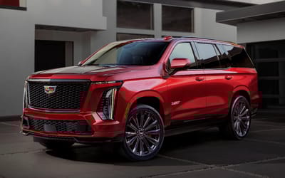 Cadillac Escalade surpasses Lincoln Navigator to become America’s best-selling luxury SUV for 2025