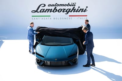 Lamborghini charges $800 for the one feature every cheap car has