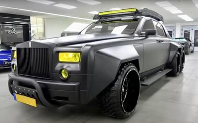 6×6 Rolls-Royce contraption shatters everything you know about the ultra-luxury brand