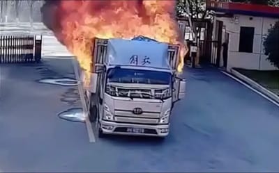 driver-in-china-drove-burning-truck-to-fire-station