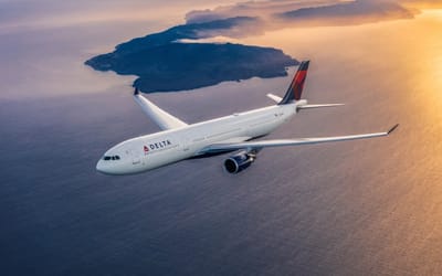 Delta Air Lines has reinstated the longest domestic route in the United States