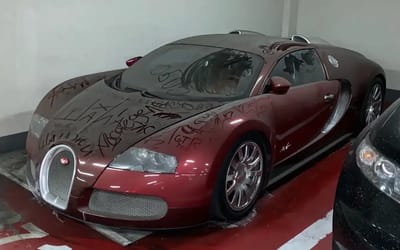 abandoned-bugatti-veyron-in-moscow-with-strange-history