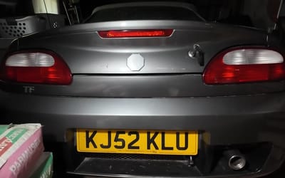 Guys say they’ve discovered a British secret agent’s abandoned mansion with cars left behind like nothing ever happened